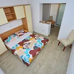 アパート Dina マカルスカ