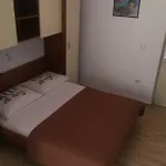 Dina *