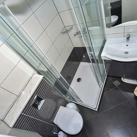 Dina Макарська