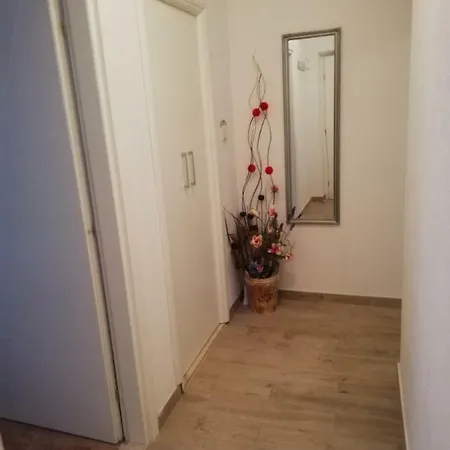 Dina Lägenhet Makarska