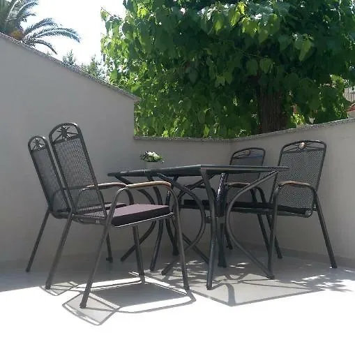 Dina Макарська