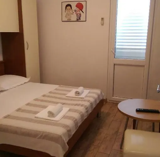 Apartment Dina Makarska