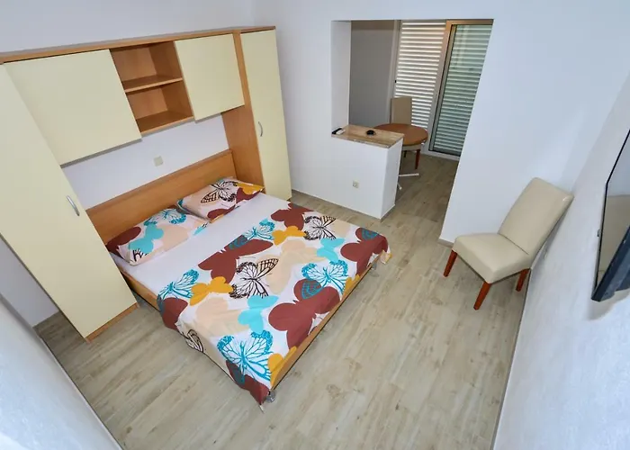 Apartment Dina Makarska